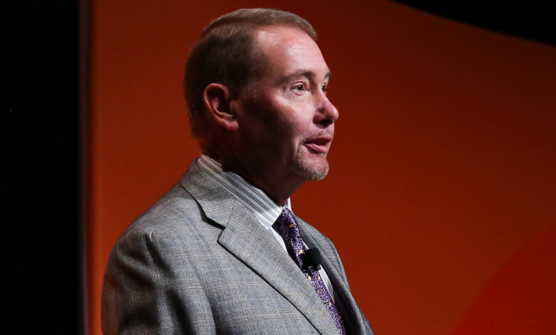 Jeffrey Gundlach says Fed is clearly behind the curve, will raise rates more than expected