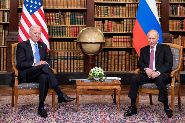 Biden agrees to meet Putin 'in principle' if there is no invasion