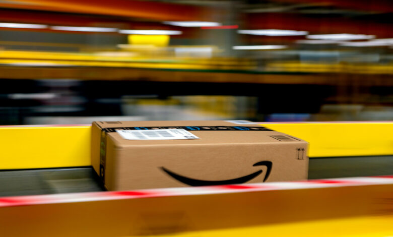 Former Amazon employee sentenced to 10 months for bribery