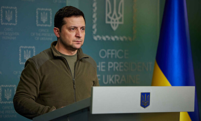 3 years ago Zelenskyy was a TV comedian.  Now he is on the side of Putin's army.