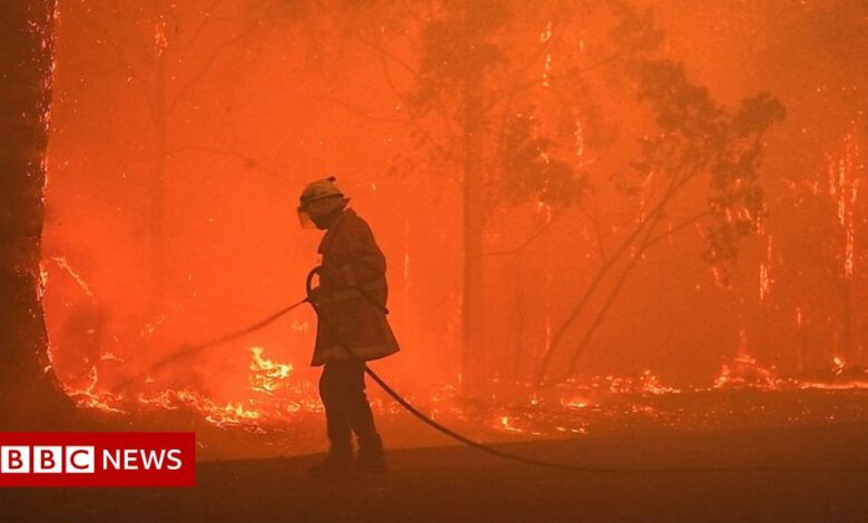 Wildfires in Western Australia threaten lives after summer's record heat