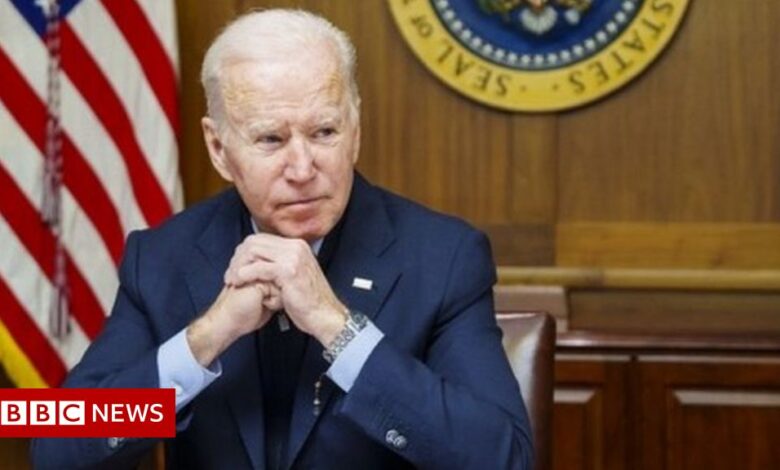 Ukraine crisis: Biden and Johnson say they still hope for a diplomatic deal