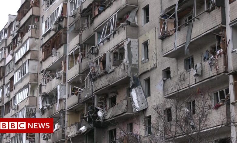 Ukraine crisis: Missiles, tanks and buildings attacked in Kyiv