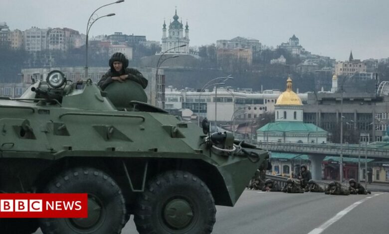 Ukraine invasion: Russians close in on Kyiv but encounter strong resistance