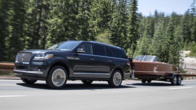 Ford expands plans for Lincoln EVs — including electric Navigator