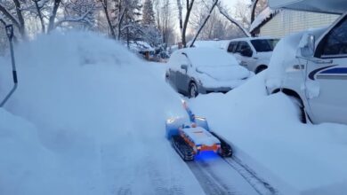 This remote controlled snow blower is fully 3D printed