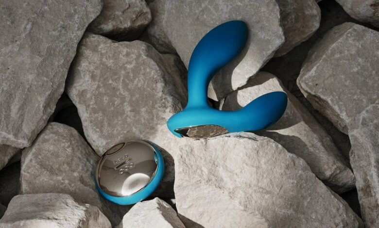 16 of the best sex tech deals for Valentine's Day: Vibrators, Suction Toys, Plugs, and More