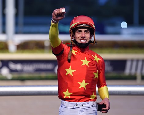 Ortiz wins 3,000th race, succeeds with 5-day pause