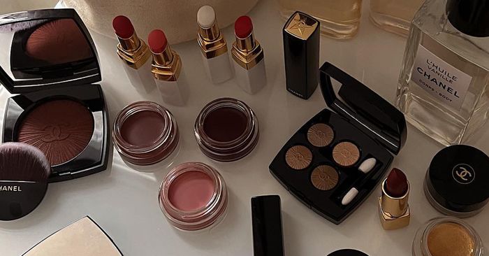 18 best luxury makeup brands in 2022