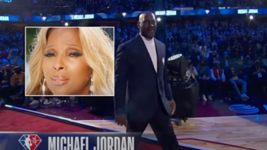 Michael Jordan GO VIRAL.  .  .  Pic shows him PALMING Mary J Blige's B*tt!!