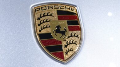 Porsche and Piech family backs IPO, will keep VW holding