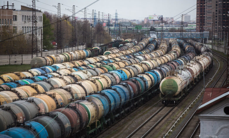 Analysts say that alternative supplies will not be able to completely replace Russian oil