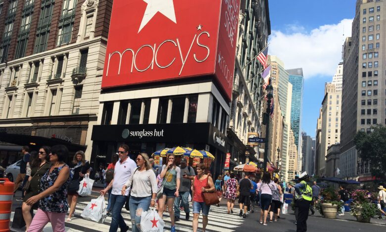 Macy's overhauls its website and trains personal stylists