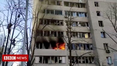 War in Ukraine: Kyiv apartment destroyed in overnight shelling