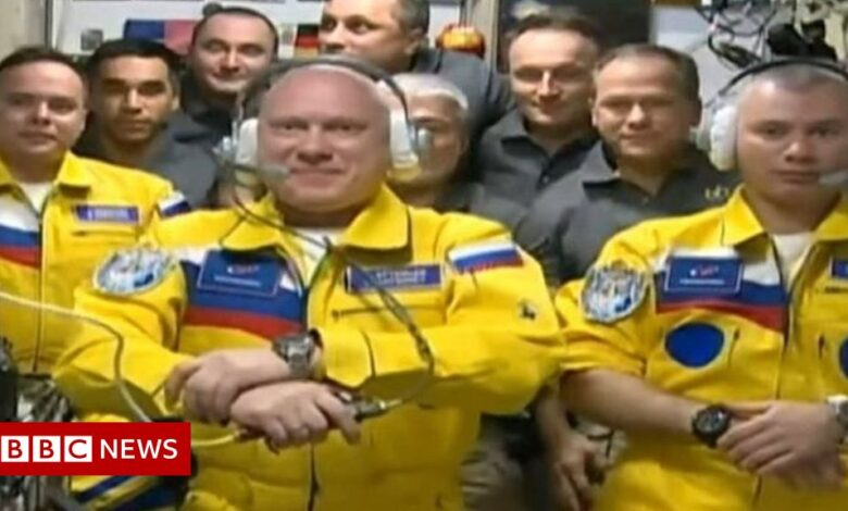 Russians go to the International Space Station with the colors of Ukraine