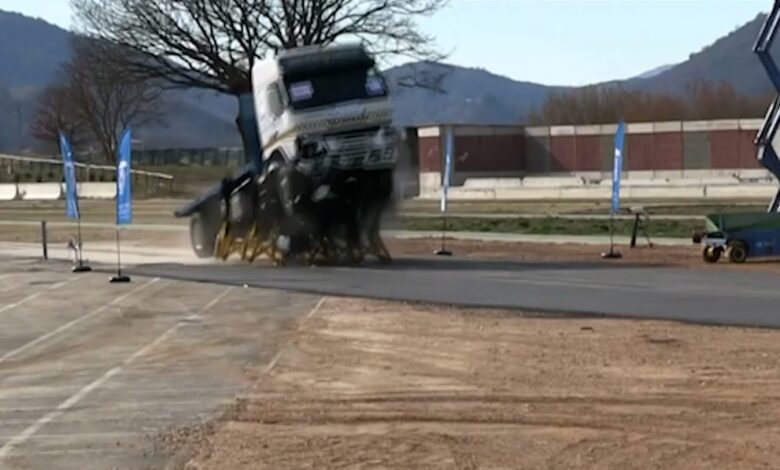 This lightweight security fence can stop a 7.5 ton truck