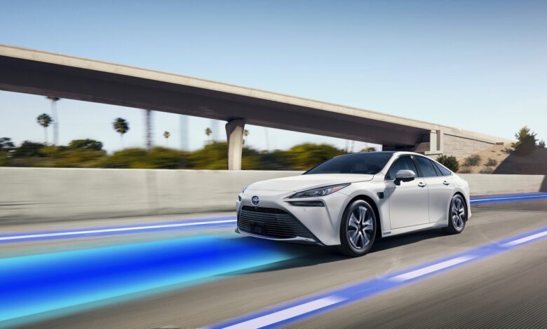 Toyota Teammate driver assistance system increases the price of Mirai fuel cell car to 72,195 USD