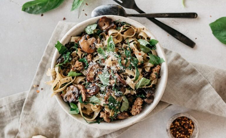 One Pot Sausage Pasta Recipe With Mushrooms For Under 30s