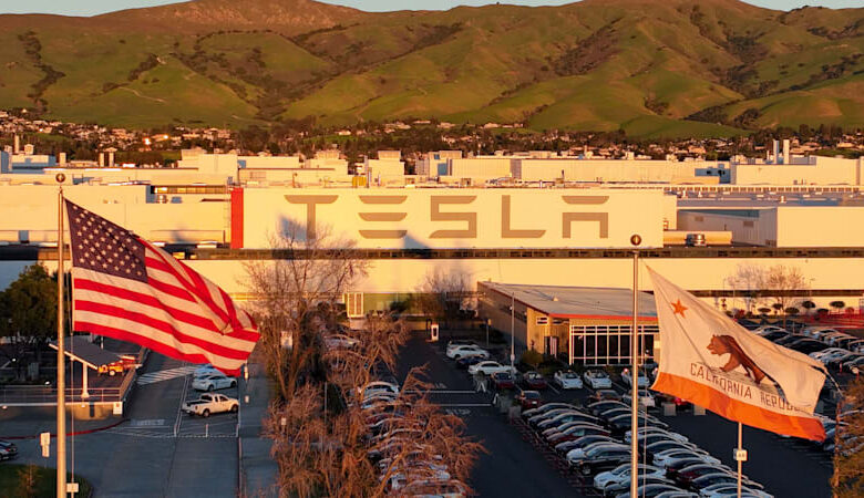 There are currently no talks with Tesla about a merger