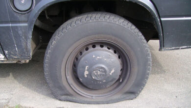 SUV Tires Deflated Eco-Terrorists Ask for Community Support - Increase By That?