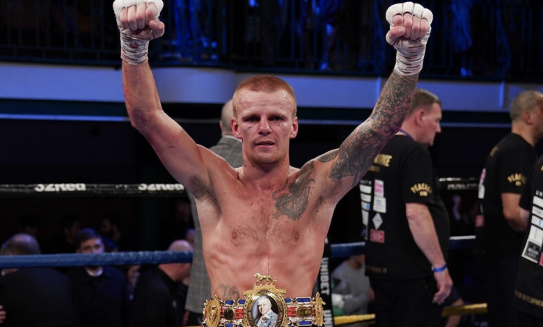 'Livewire' Leach Is Too Hot For Bourke, Wins The British Super Bantamweight Title
