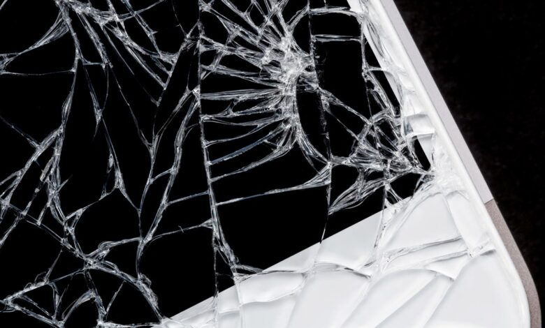 An advocacy group gives the iPhone an 'F' for Repairability