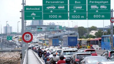 Malaysia-Singapore: All cross-border public transport to resume from April 1 - Transport Minister