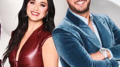 Katy Perry and Luke Bryan have the courtesy to peek at this idol