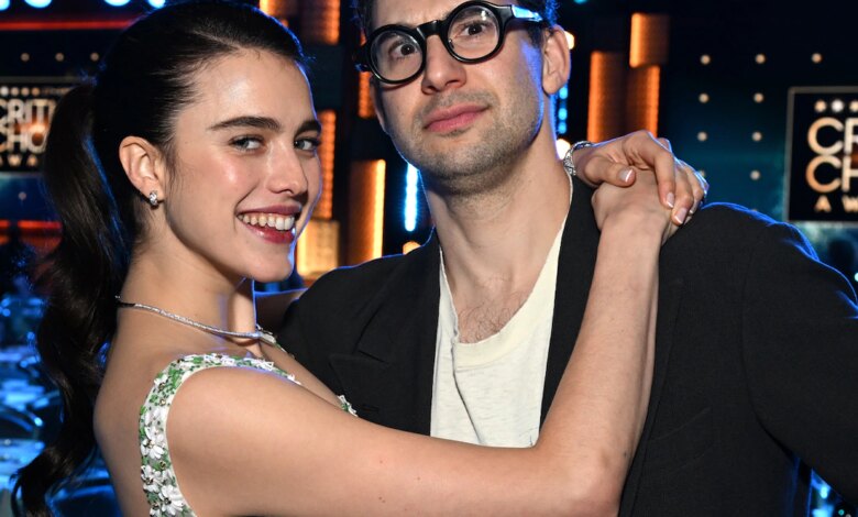 Margaret Qualley and Jack Antonoff stay close on date night