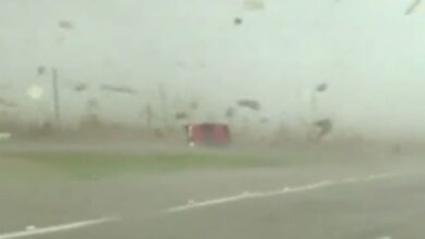 Teen pickup truck driver describes tornado toss in Texas: 'Like carnival game'