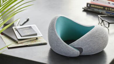 Ostrich neck pillow: Why it's the perfect travel companion