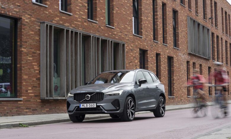 Volvo PHEV range boost, Sono Sion update, Hummer EV storyline: Car News Today