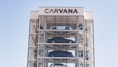 The billionaire father and son group behind Carvana is losing their wealth