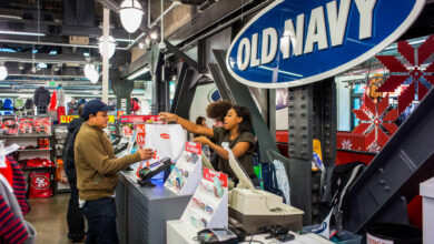 Old Navy CEO leaves as parent company Gap cuts sales guidance