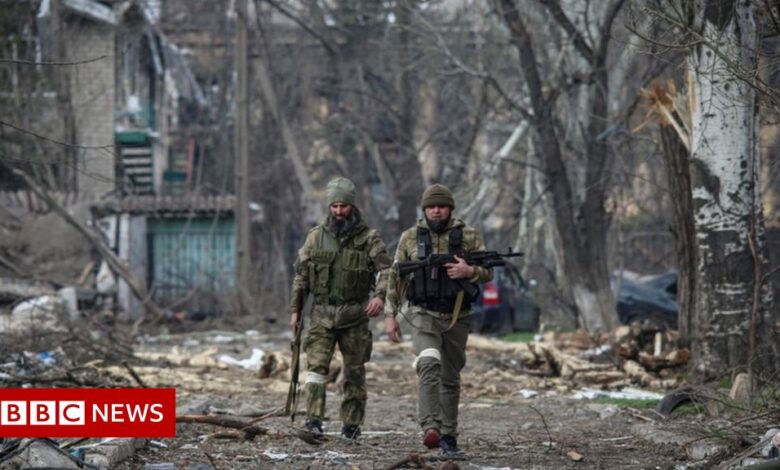 Ukraine Circle: Ukraine defies Mariupol deadline as Kharkiv comes under shelling