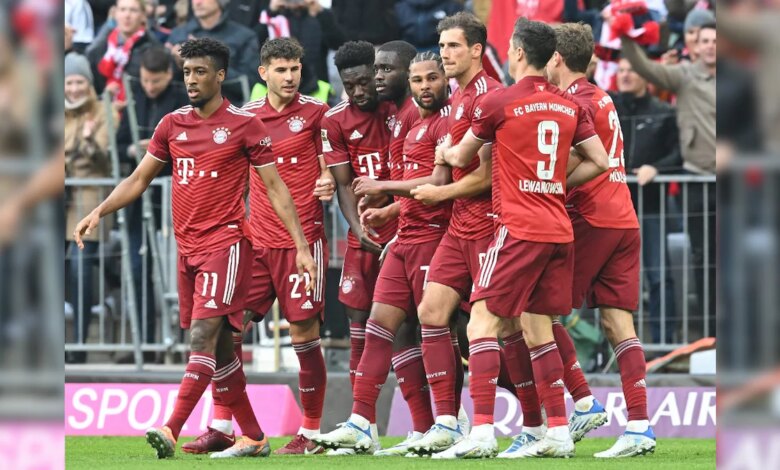 Bayern Munich beat Borussia Dortmund to win 10th consecutive Bundesliga title
