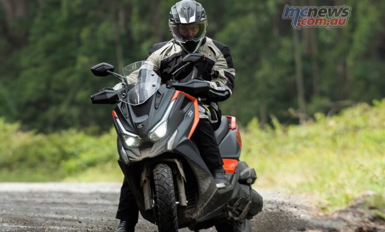 Review Kymco DT X360 |  An adventurous scooter….