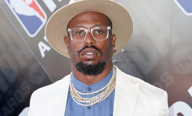 Woman sues Von Miller for maliciously leaking erotic pictures of themselves to two celebrities -'Is this what you want?  '