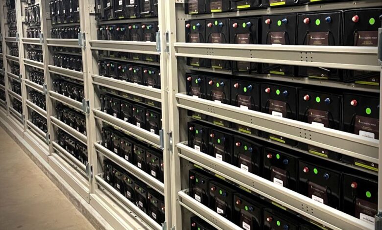Supercomputer center replaces lead-acid backup battery with green replacement method