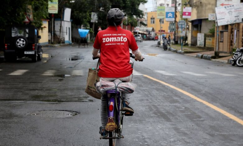 Twitter Appears TOGETHER, sponsoring Zomato's delivery partner a new motorcycle!  Don't miss this touching story