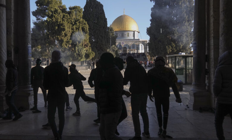 Clashes break out in Jerusalem holy site, 59 Palestinians injured: NPR