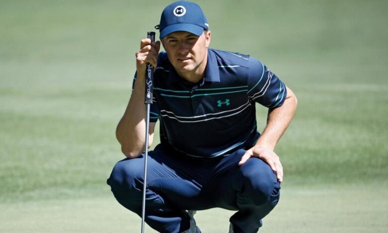 WATCH: Jordan Spieth is interrupted by a deer at RBC Heritage