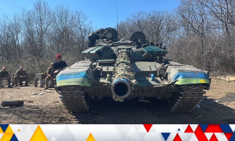 Ukrainian troops in Barvinkove