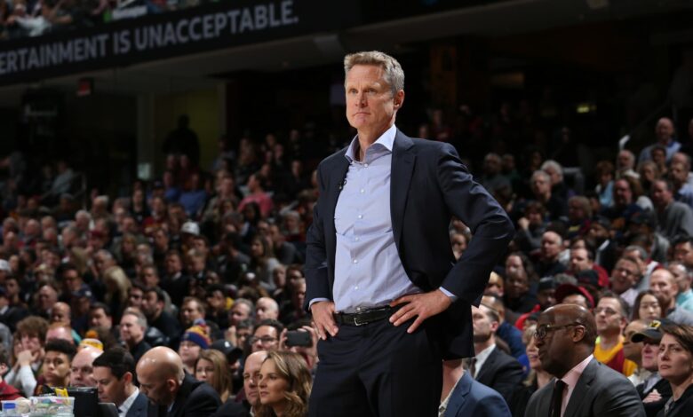 Steve Kerr condemns senators for inaction with guns