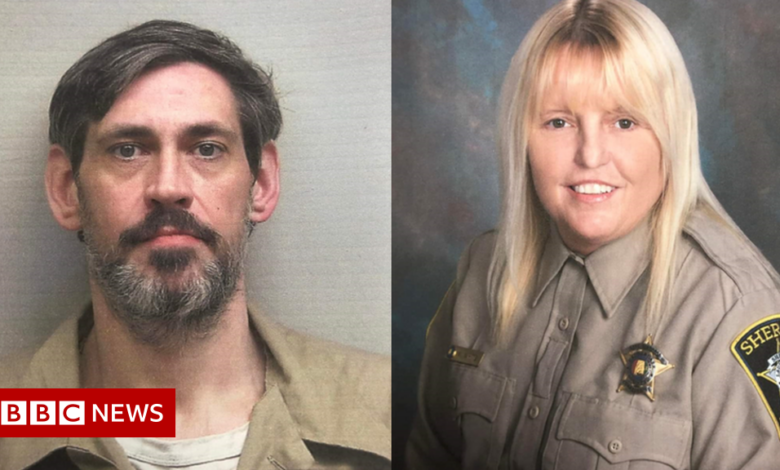 Alabama hunts for missing prisoners and guards