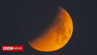 Total lunar eclipse creates a rare super Blood Moon