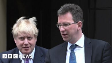 Former attorney general Jeremy Wright Tory MP latest calls for PM to resign