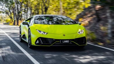 Review of Lamborghini Huracan Evo Fluo Capsule 2022