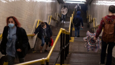 Subway escalator shuts down at 181 Street to give riders a six-flight walk