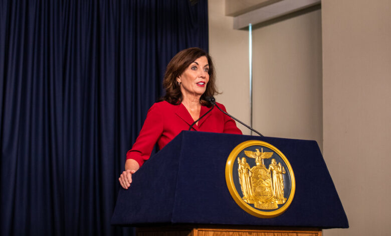 Governor Hochul's contributions, as rivals struggle to keep pace